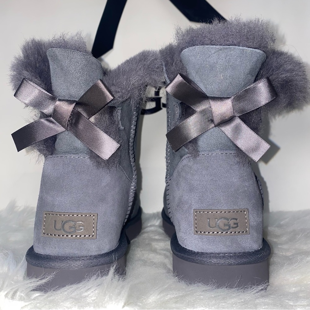 UGG - Picture 14 of 15